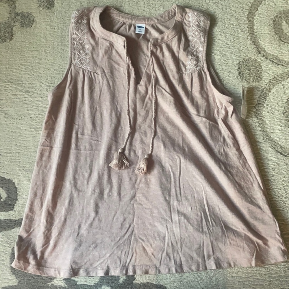 Old Navy Top • NWT